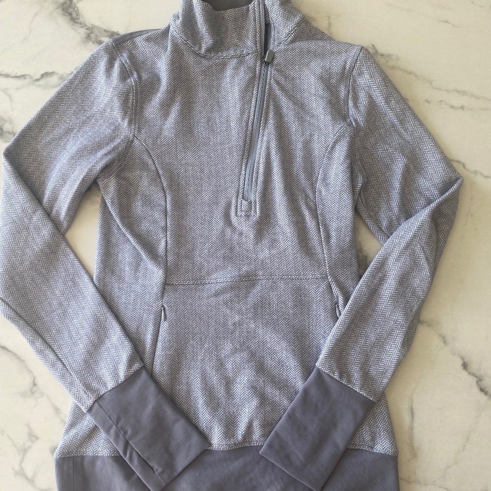 Kyodan athletic pullover women’s xsmall
